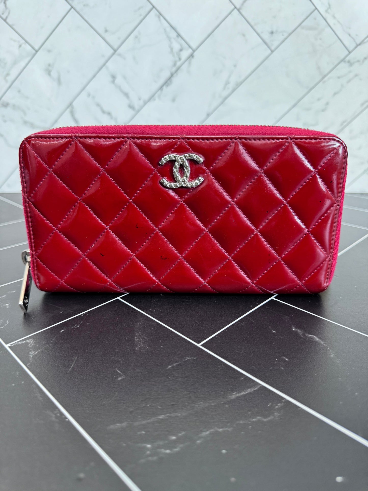 Chanel Fuchsia Patent Leather Quilted Zippy Wallet