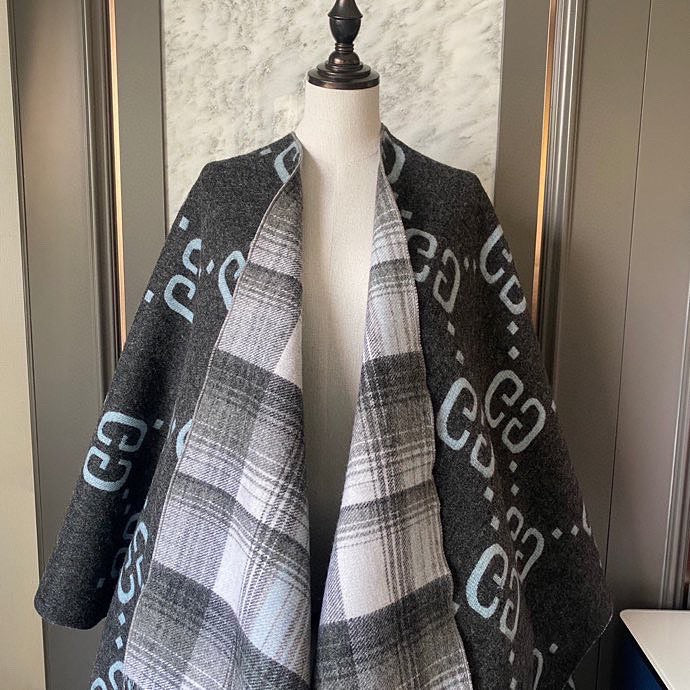 CLTH267 Reversible GG Wool Cape / 57"W x 72.8"L