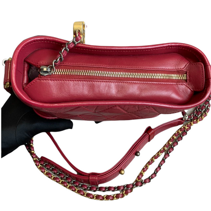 Aged Calfskin Quilted Small Gabrielle Hobo Red