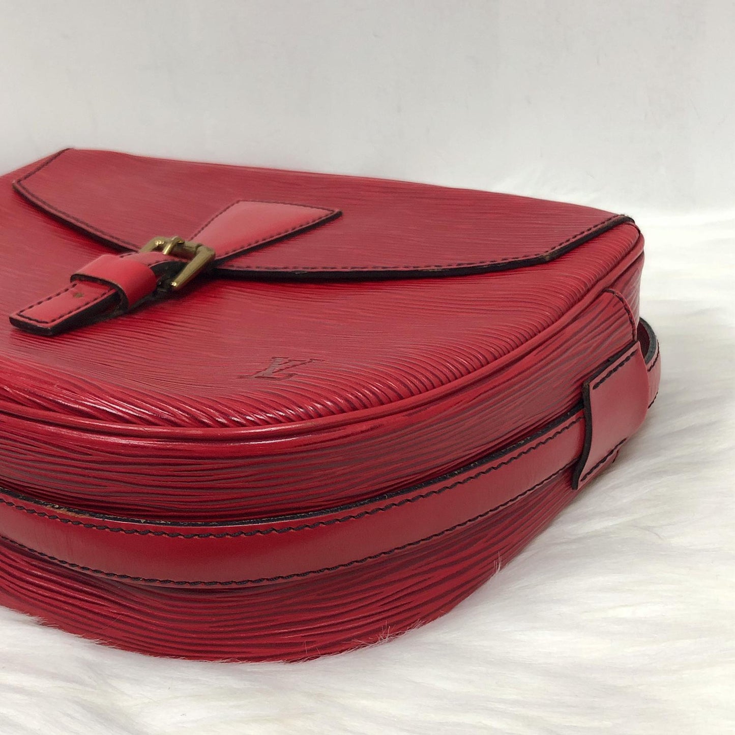 Louis-Vuitton Epi Rare Red Jeune Fille MM