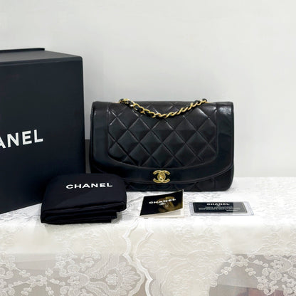Chanel vintage diana 25cm