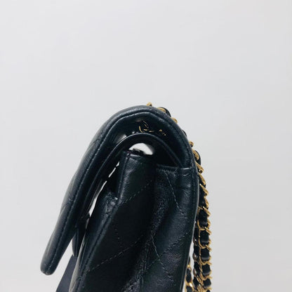 Classic Flap Black Medium Lambskin GHW