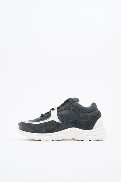 Chanel CC Logo Sneaker Navy   White Suede EU 36 UK 3