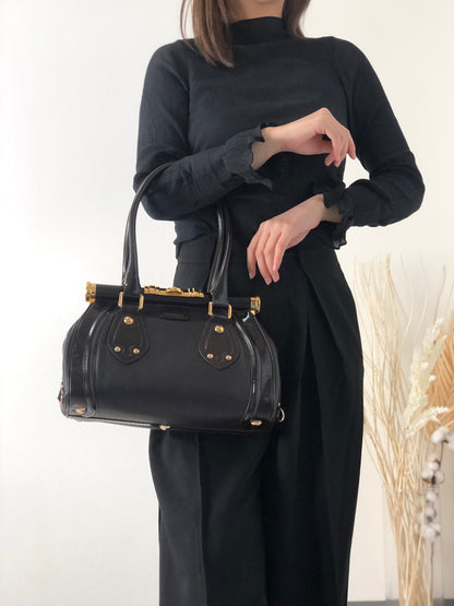 CELINE  Metal Clasp Leather Handbag Brown Vintage a6g24w