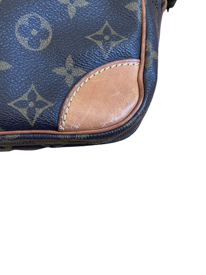 Louis Vuitton Nil MM Monogram