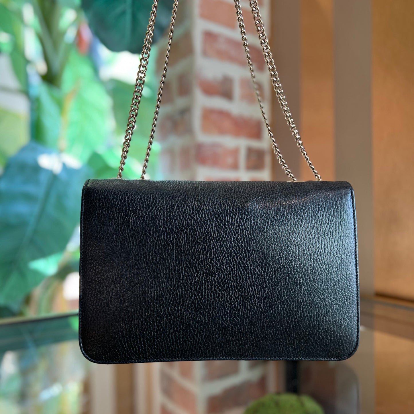 GUCCI  Interlocking G Black Dollar Calfskin Shoulder Bag