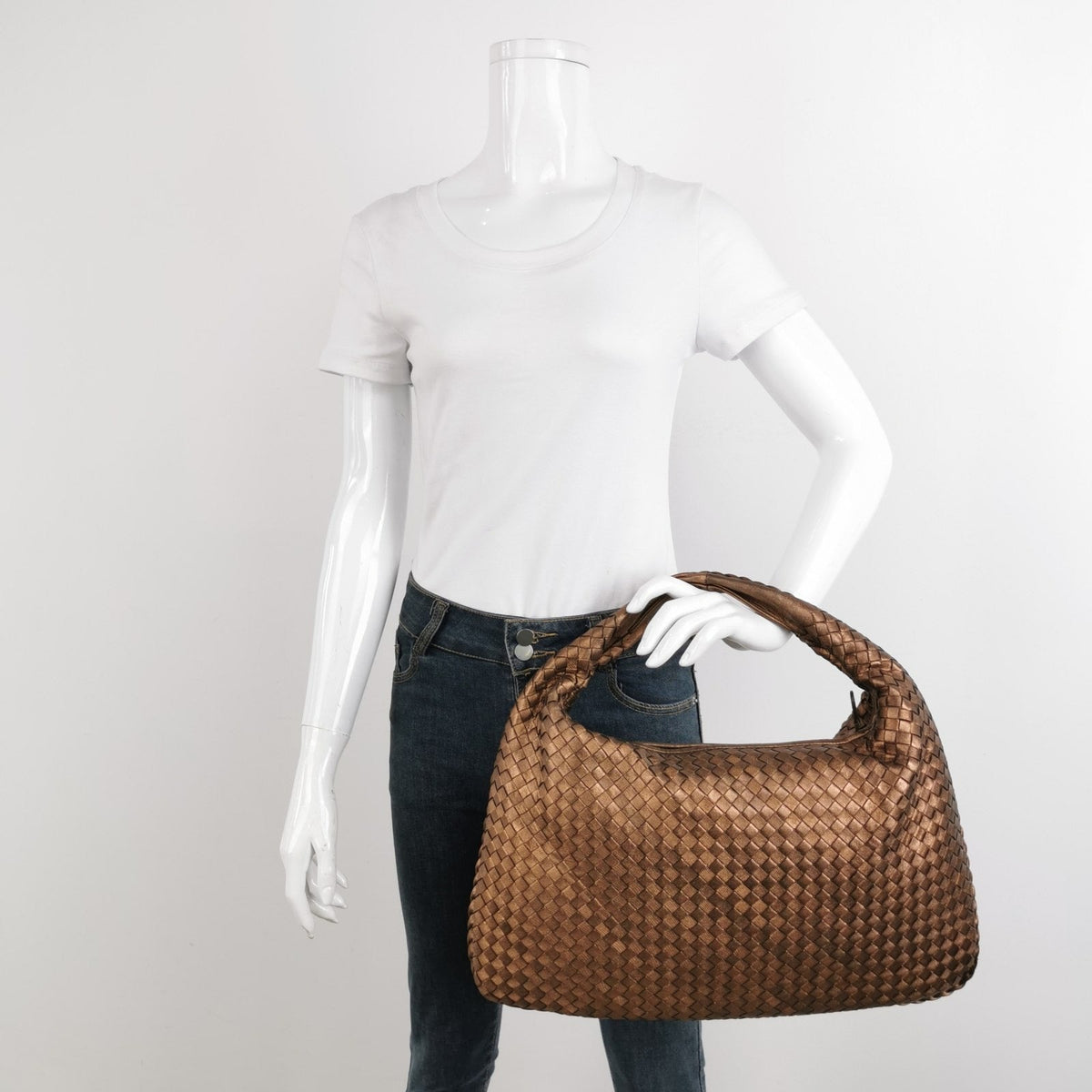 Bottega Veneta Veneta Hobo Large Metallic Copper Leather 46cm