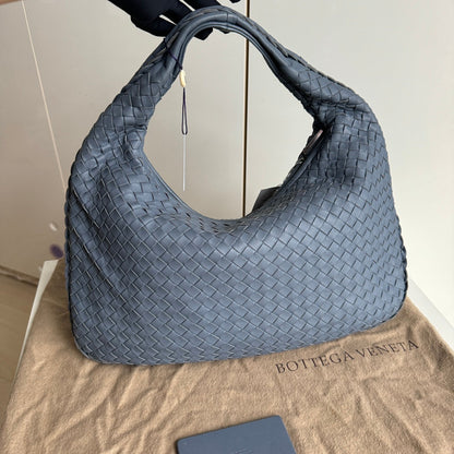 Bottega Veneta Hobo Bag Lambskin leather Greyish Misty Blue Medium 40cm