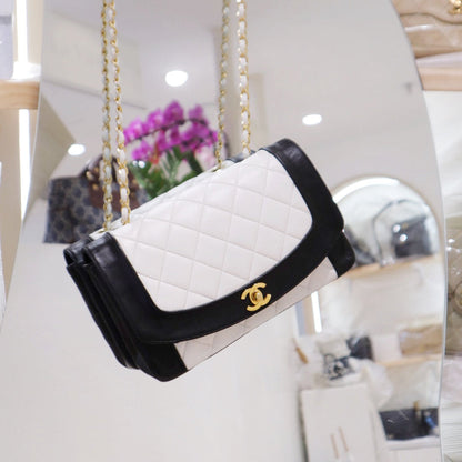 Chanel Vintage Black/White Lambskin Dianan Class Flap 25cm