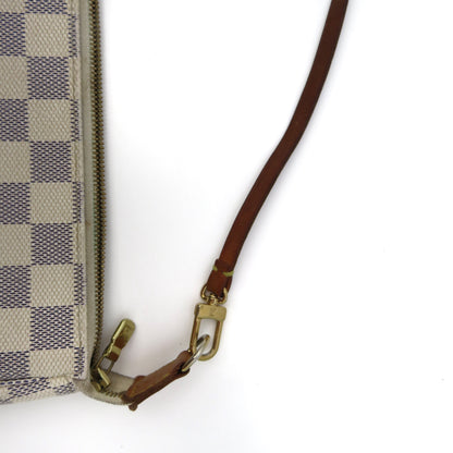 Louis-Vuitton Pochette in Damier Azur