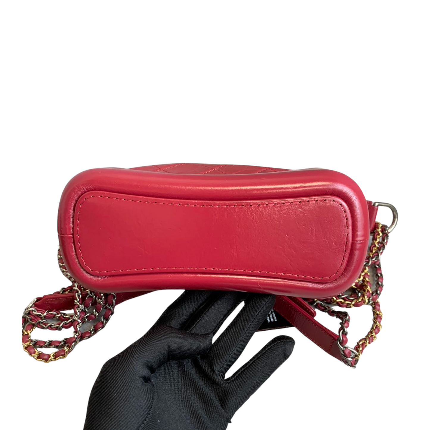 Aged Calfskin Quilted Small Gabrielle Hobo Red
