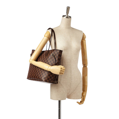 Louis-Vuitton Damier Ebene Neverfull MM