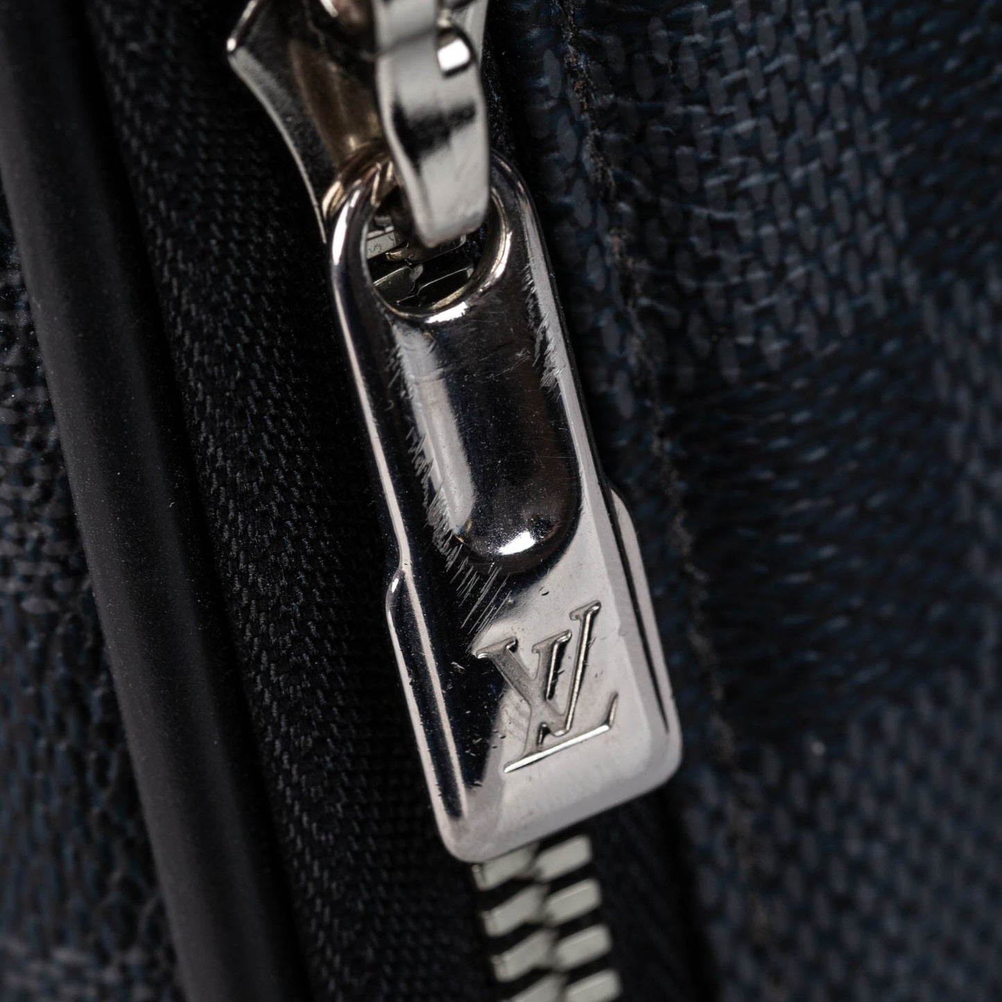 Louis-Vuitton Damier Graphite Pegase Light 55 Black
