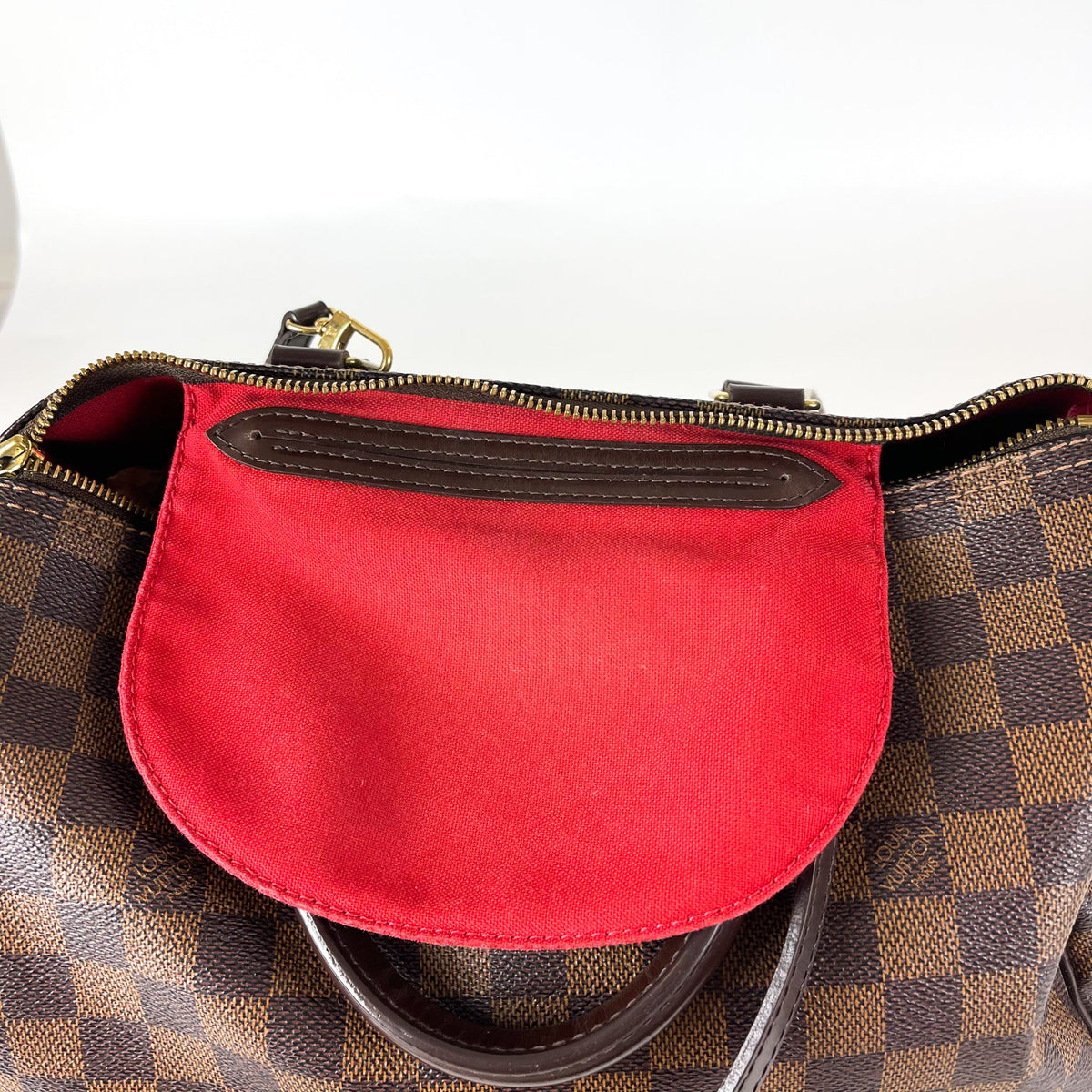 Louis-Vuitton Damier Ebene Speedy 30 Canvas Bag with Strap