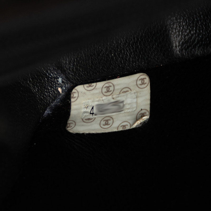 Chanel Diana Flap Shoulder Bag  Leather Shoulder Bag in Good condition