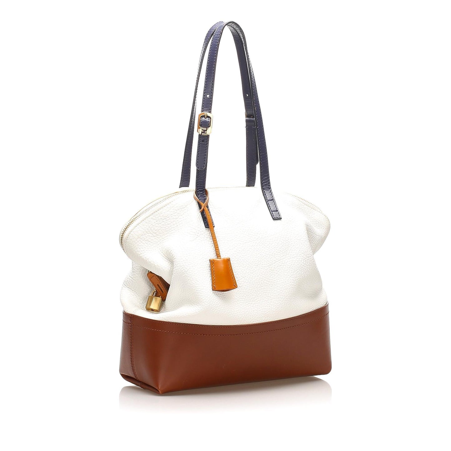 Fendi Selleria Leather Shoulder Bag (SHG-12395)