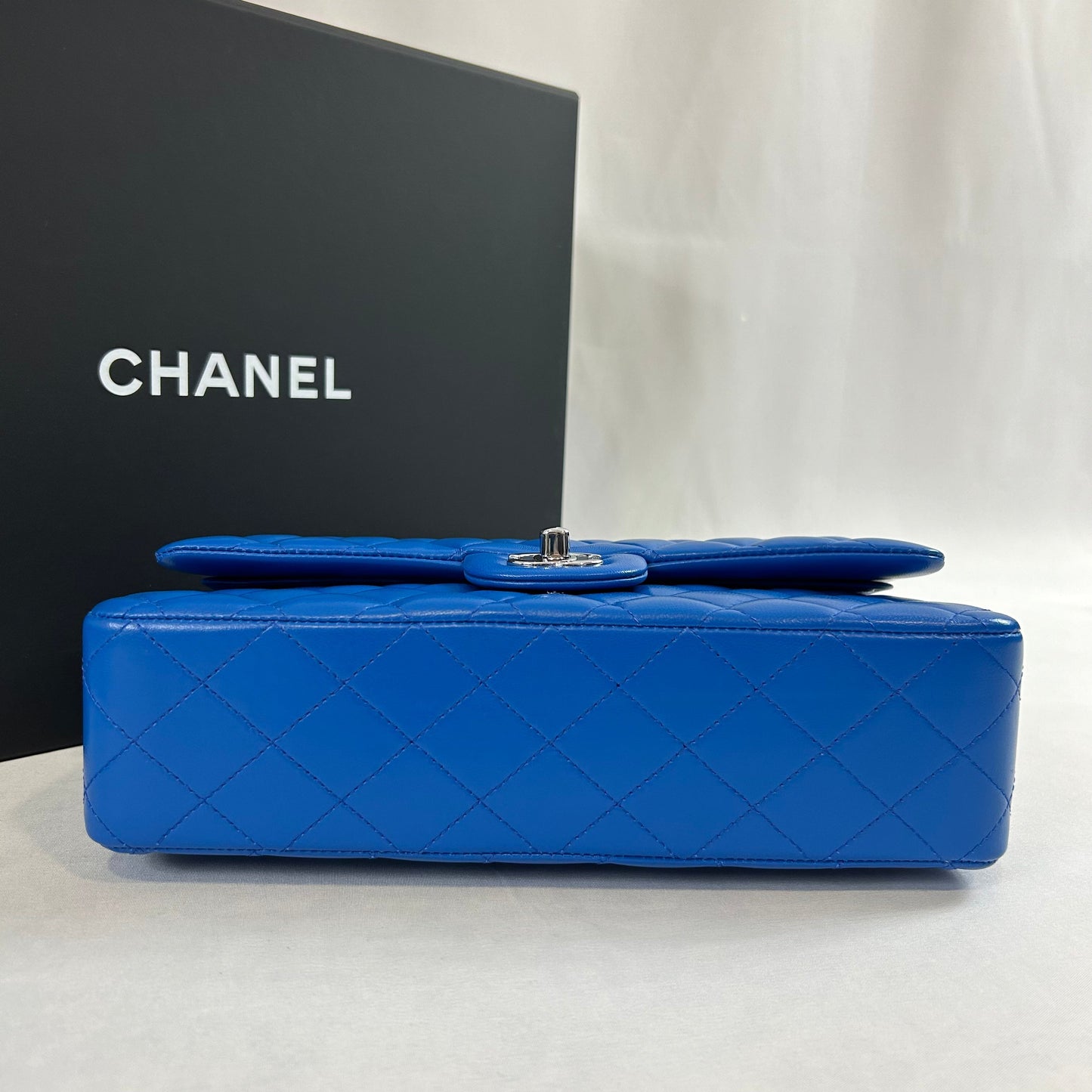 Chanel - Sac Timeless