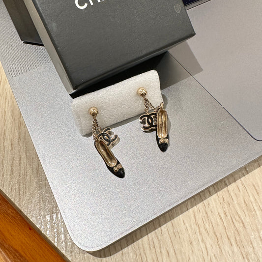 Chanel vintage earrings