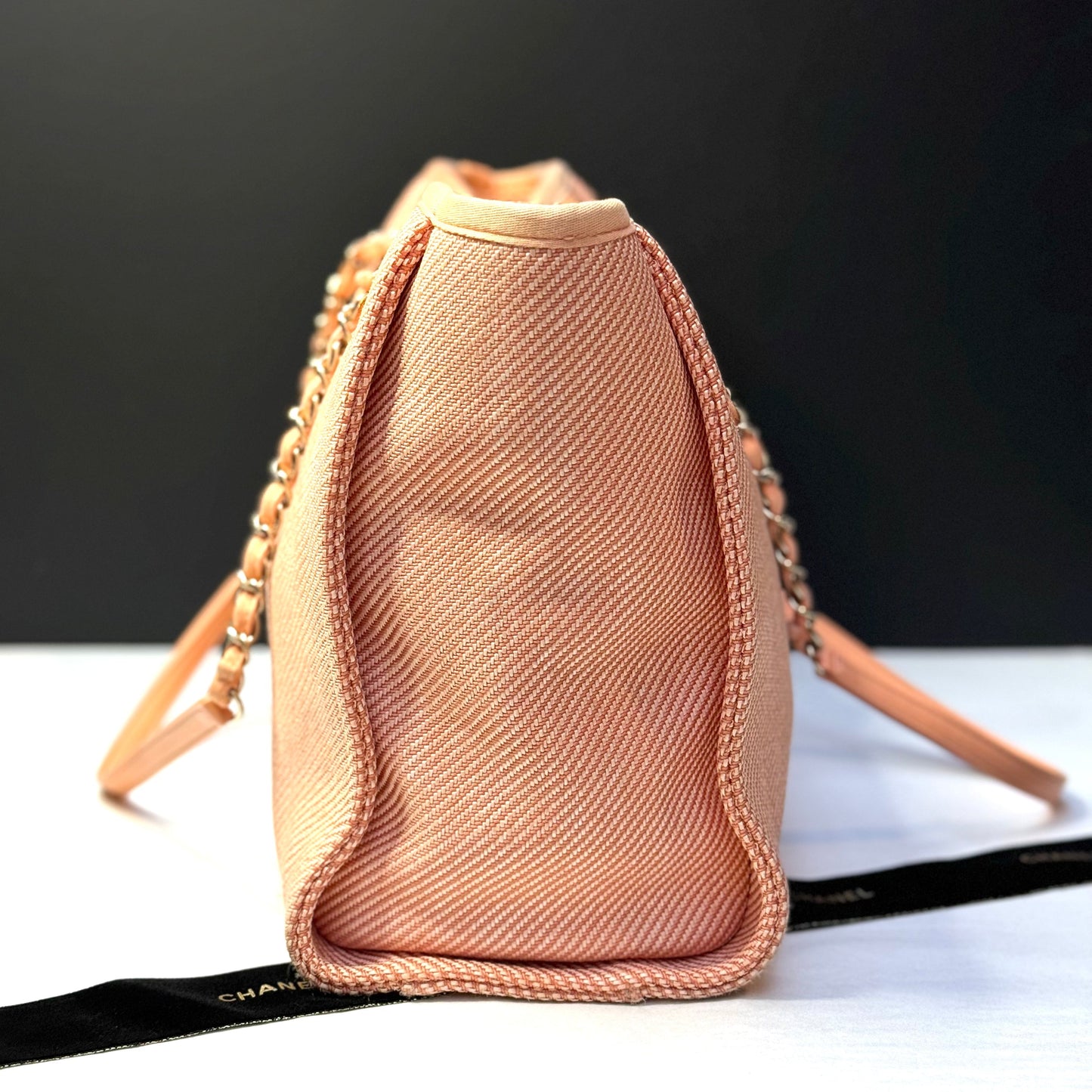 Chanel - Cabas Deauville Petit