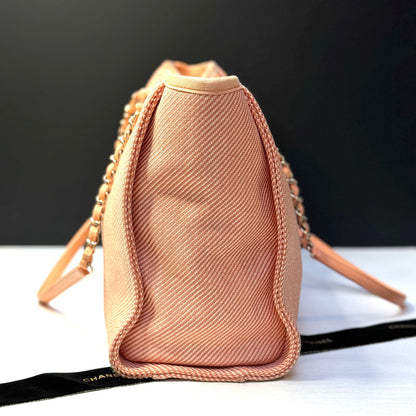 Chanel - Cabas Deauville Petit