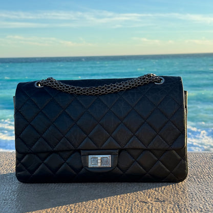 Chanel - 2.55 Maxi
