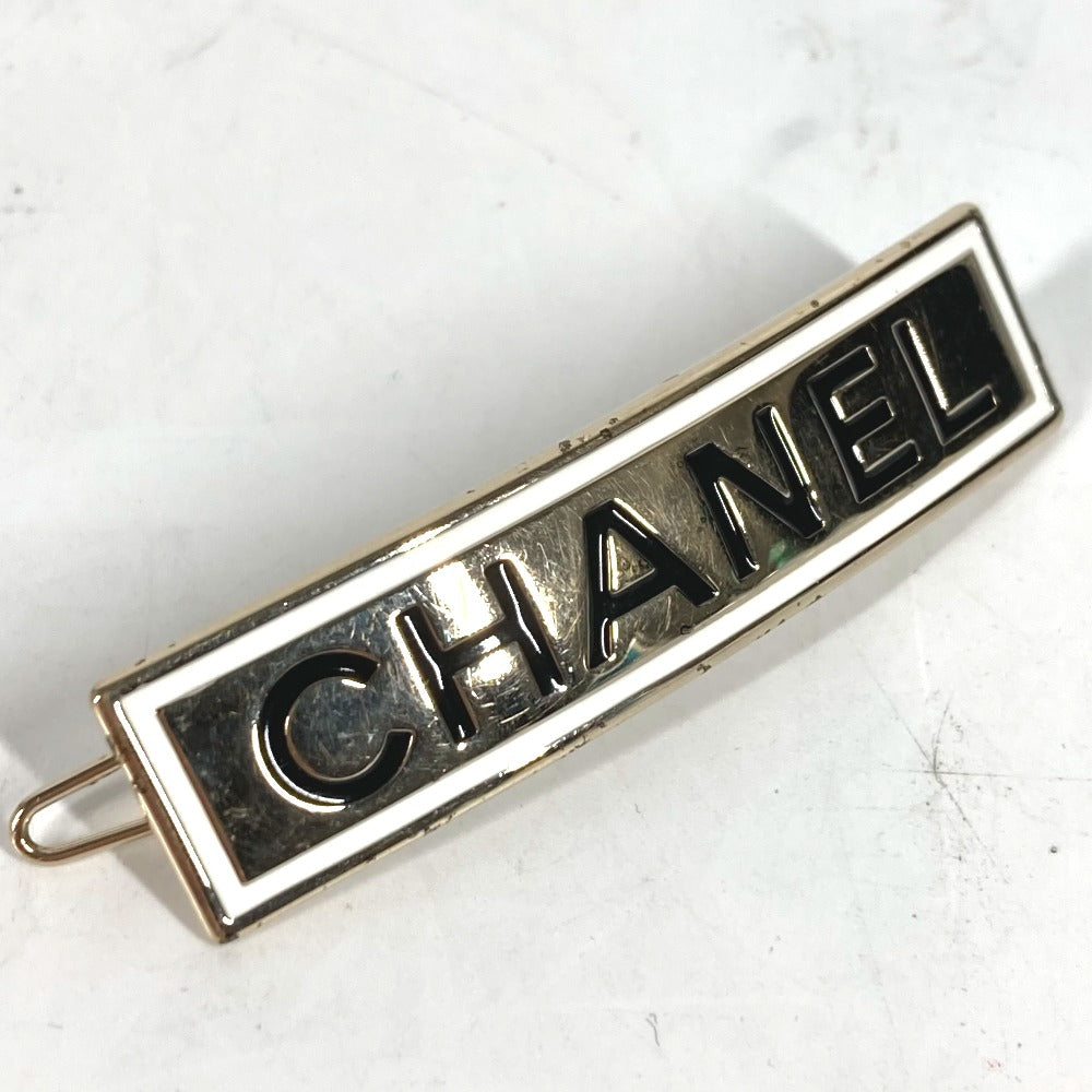 CHANEL Valletta metal gold B21B logo Women Used