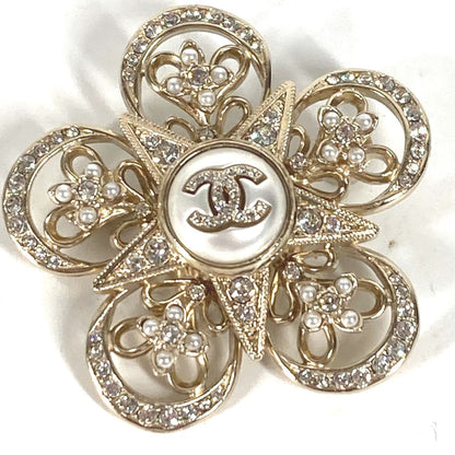 CHANEL Brooch ABC098 metal gold Rhinestone faux pearl C23K logo COCO Mark Women New