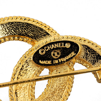 Chanel CC Logo Brooch  Metal Brooch in Good condition