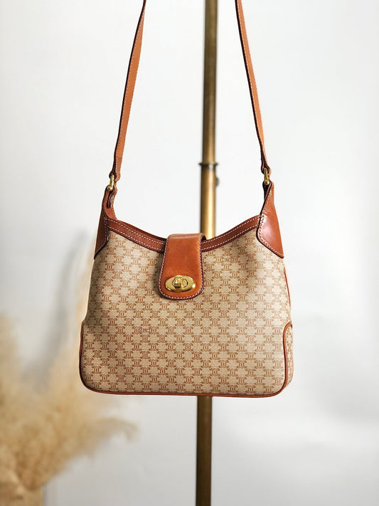 CELINE  Turn Lock Shoulder bag Beige Vintage 457idi