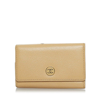 Chanel Leather 6 Key Holder Leather Key Holder in Good condition