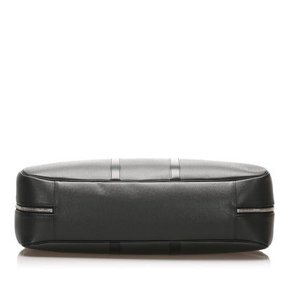 Louis-Vuitton Taiga Helanga 1 Poche Gray