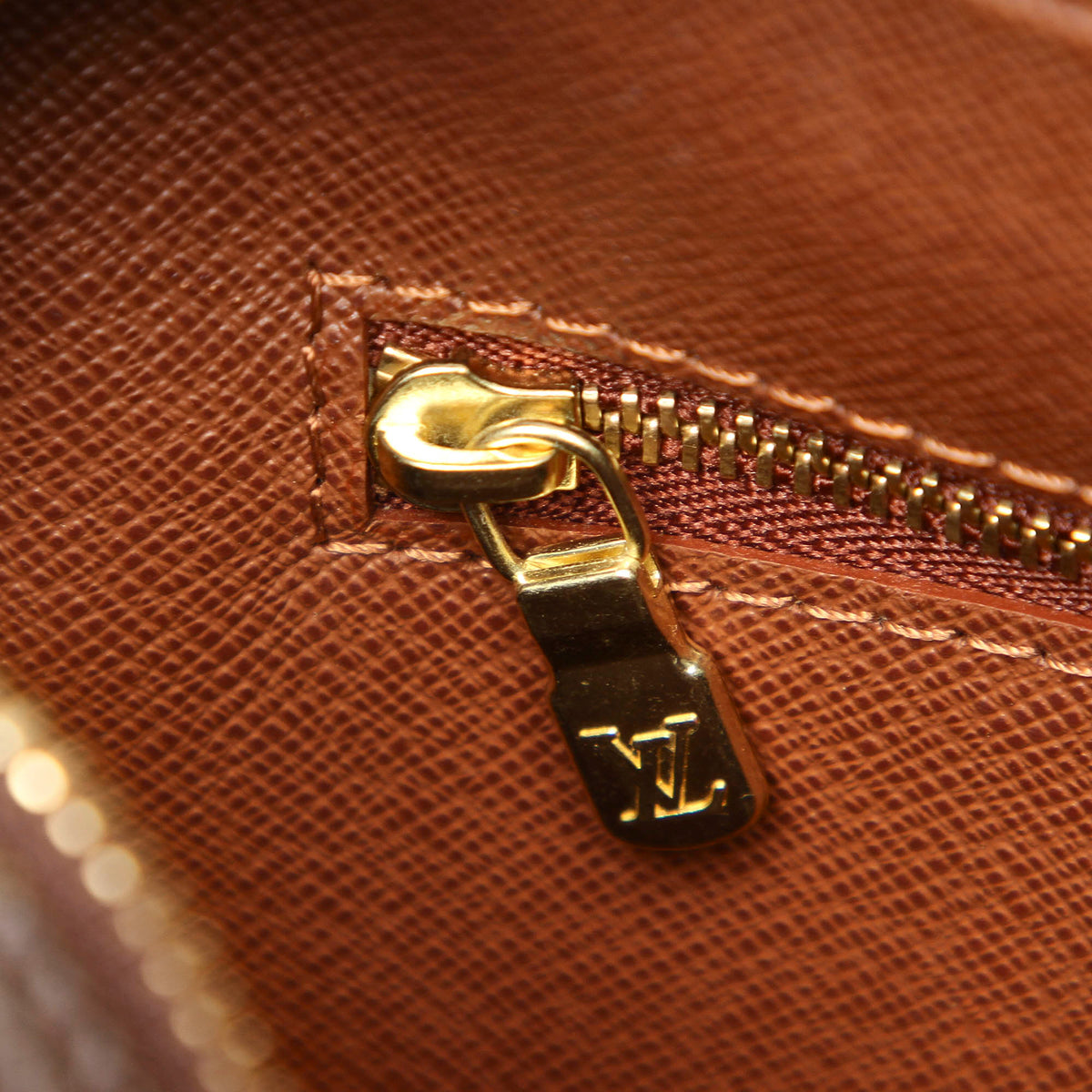 Louis-Vuitton Monogram Nile Brown