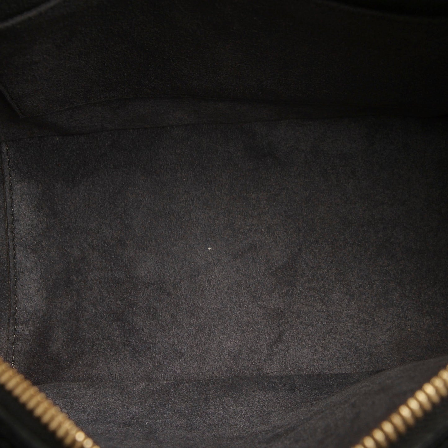 Louis-Vuitton Epi Sablons Black