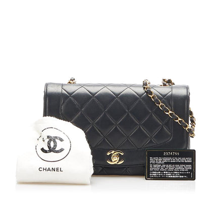 Medium Diana Flap Shoulder Bag Black