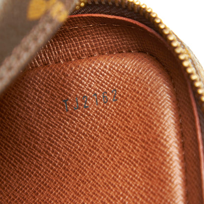 Louis-Vuitton Monogram Danube Brown