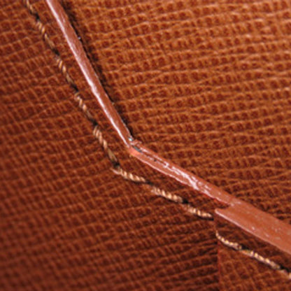 Louis-Vuitton Monogram Porte Documents Bandouliere
