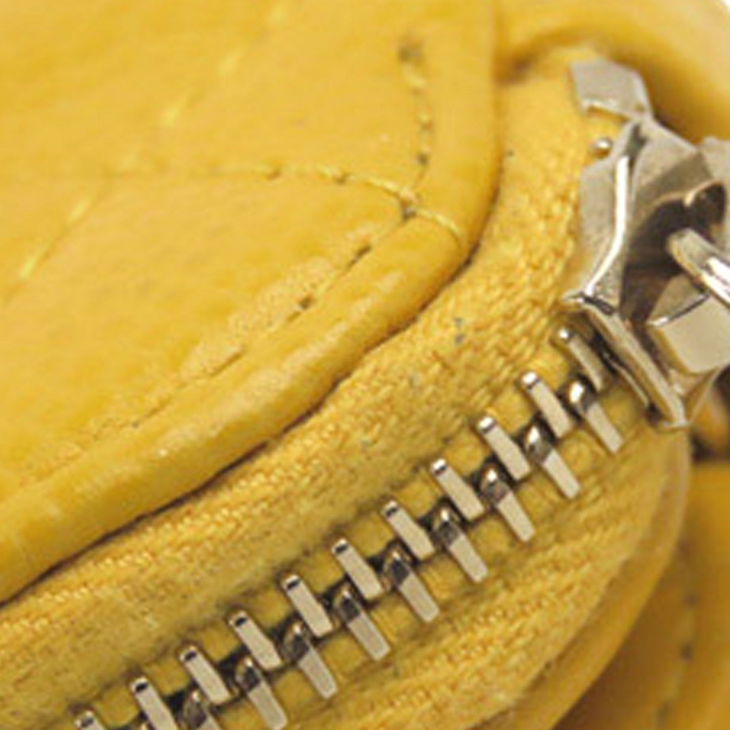 CC Caviar Leather Wallet on Chain Yellow