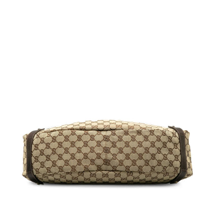 Gucci GG Canvas Pelham Shoulder Bag (SHG-QRUrdd)