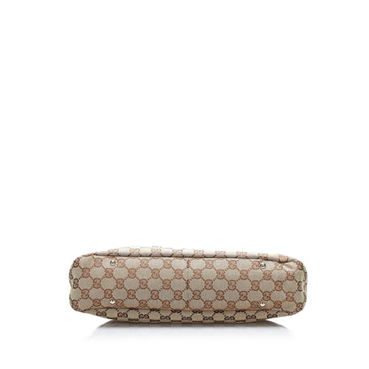 Gucci GG Canvas Shoulder Bag (SHG-NJKj0o)