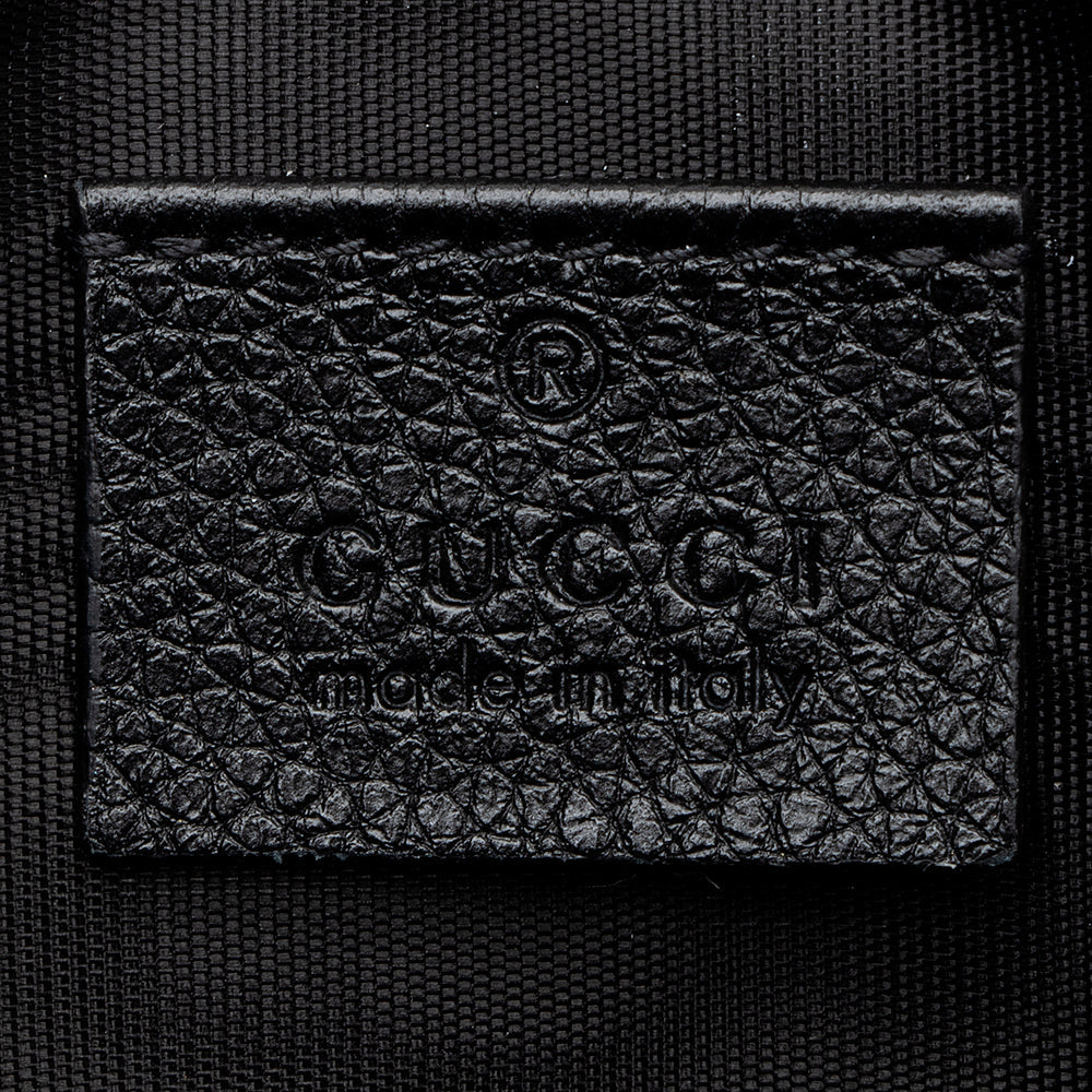 Gucci Grained Leather Zumi Pouch