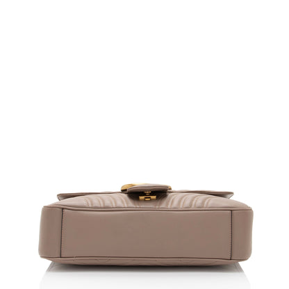 Gucci Matelasse Leather GG Marmont Medium Flap Shoulder Bag (SHF-EZthFS)