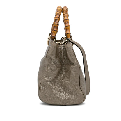 Gucci Medium Bamboo Shopper (SHG-Np2Vq9)