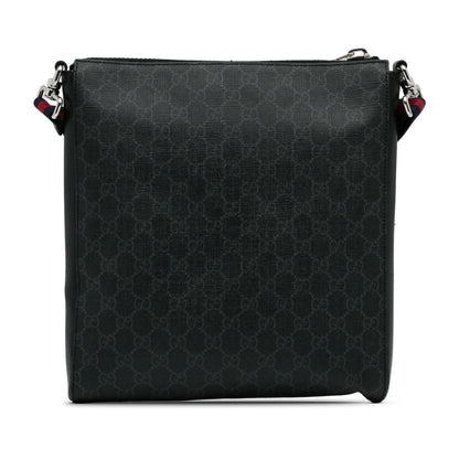 Gucci Medium GG Supreme Messenger Bag (SHG-WOpgdu)