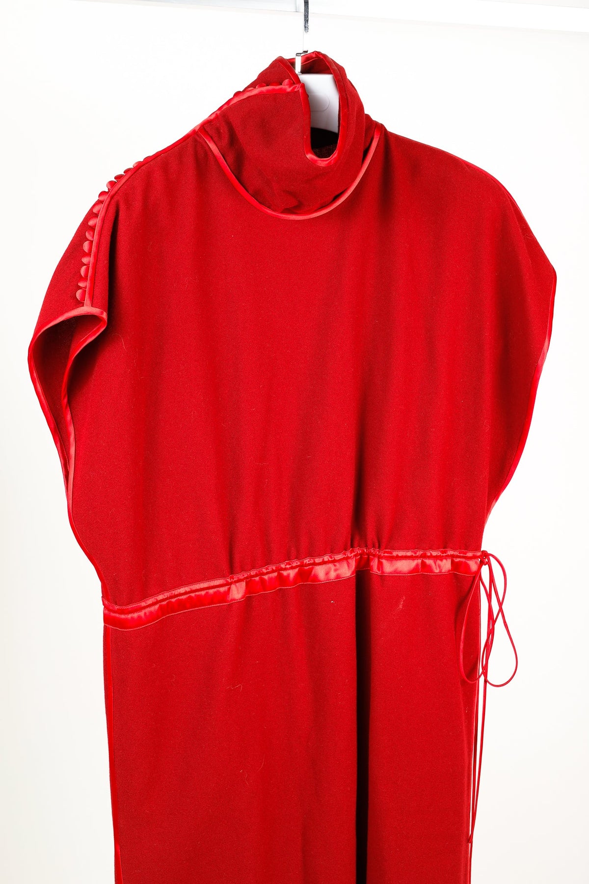 Gucci AW/19 Runway Red Wool Satin-Trim Cowl-Neck Dress