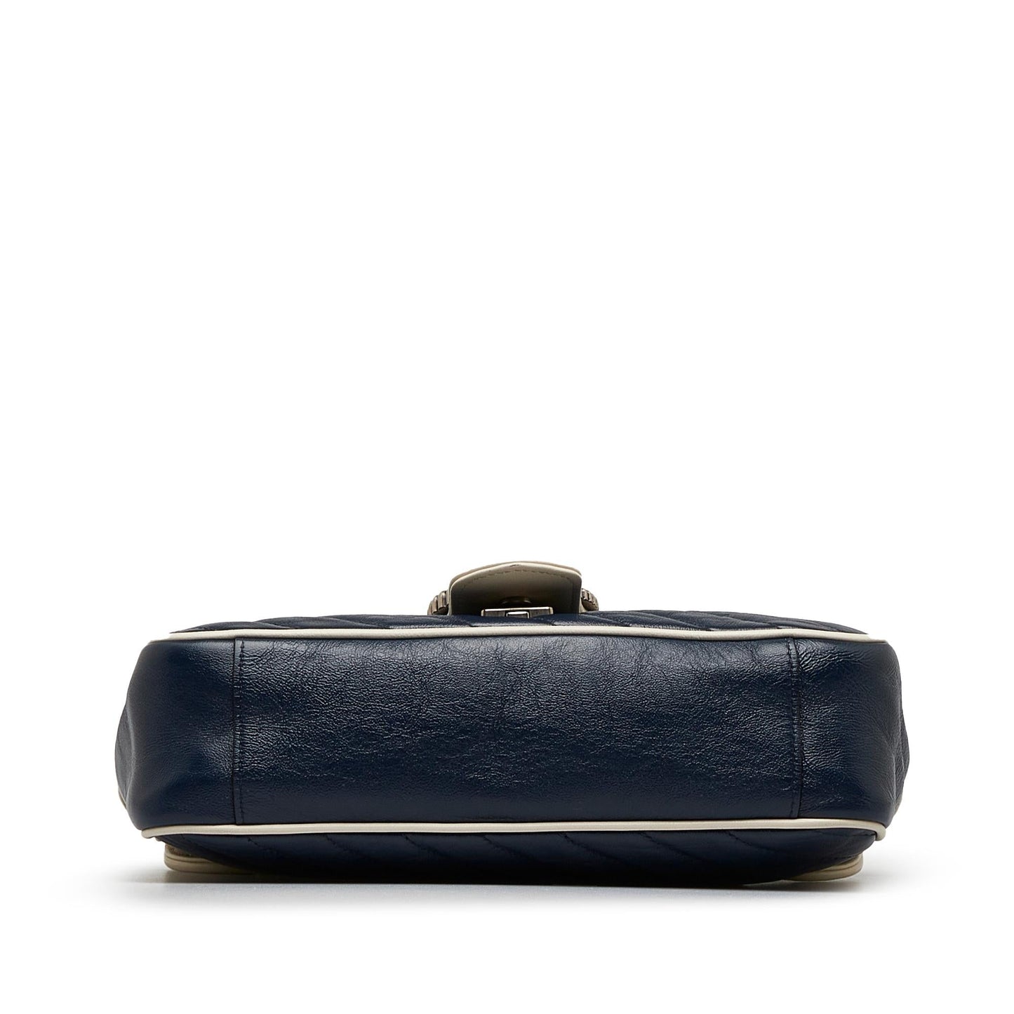Gucci Small GG Marmont Matelasse Crossbody Bag (SHG-gXACgT)