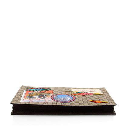 Gucci Soft GG Supreme Gucci Courrier Messenger Clutch