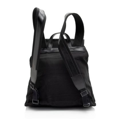 Gucci Vintage Nylon Backpack (SHF-B0jNII)