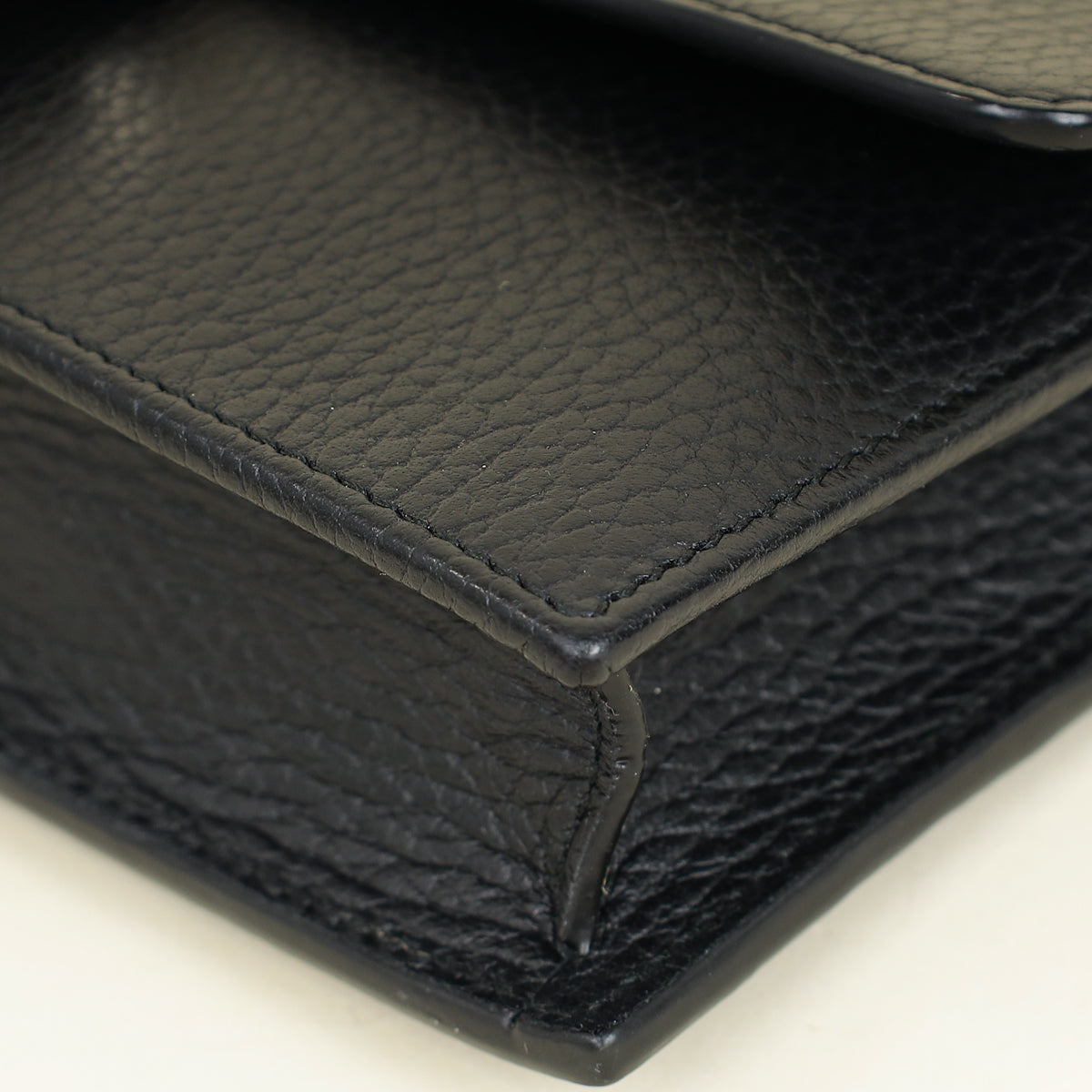 Gucci Black Interlocking G Wallet on Chain