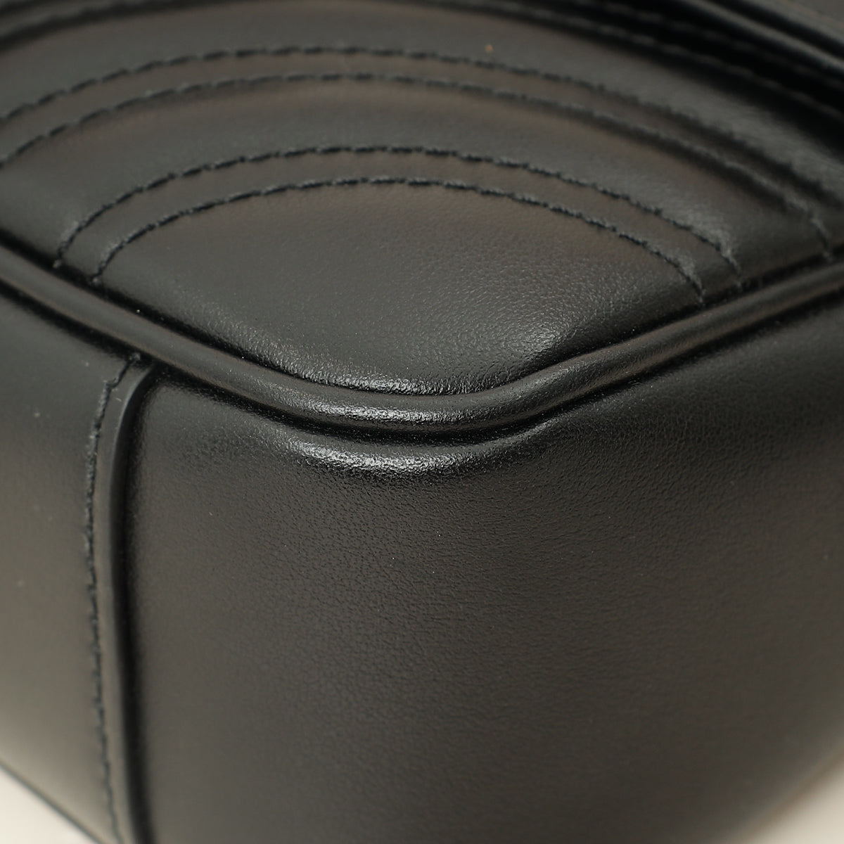 Gucci Black GG Marmont Small Shoulder Bag