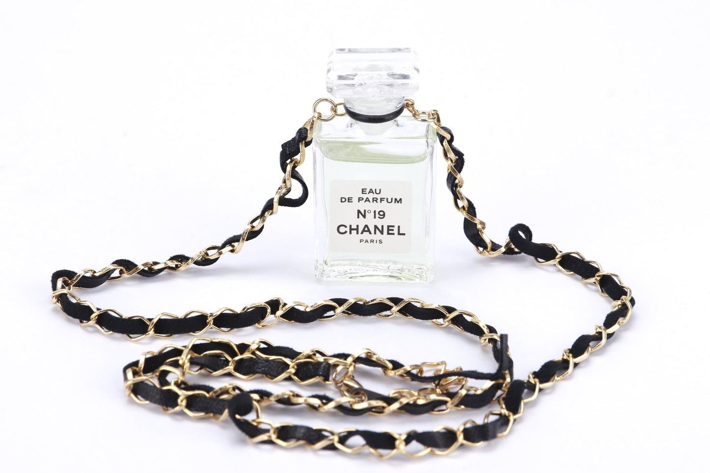 Chanel N'19 EDP Perfume Necklace, no Dust Cover